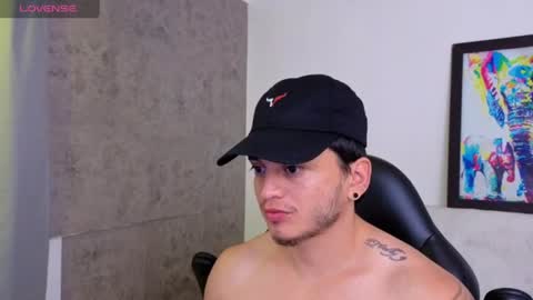 Snapshot of mikke_love chatting on June 16, 1:36 pm MIKKE online show from June 16, 1:36 pm