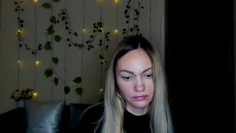 Adalina online show from December 20, 4:36 pm