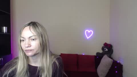 Adalina online show from April 5, 5:21 pm