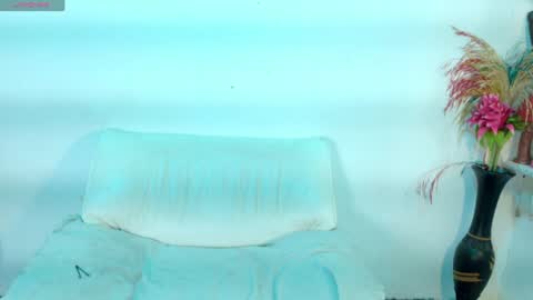 Mikoto Urb online show from April 7, 8:09 pm