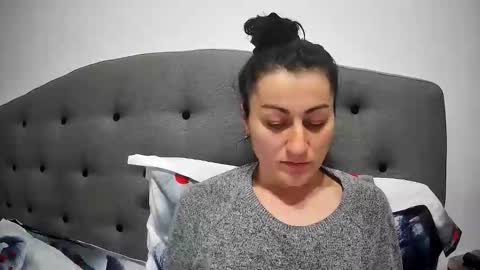 Mikyloveu online show from January 6, 3:38 pm