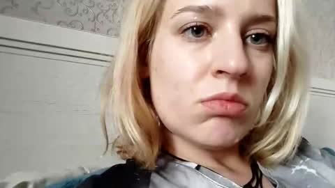 Mila 420 online show from October 24, 9:38 am