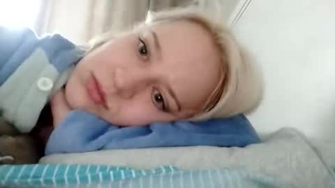 Mila 420 online show from April 10, 5:01 am