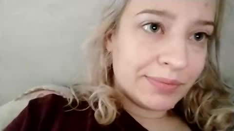 Mila 420 online show from June 7, 6:50 am