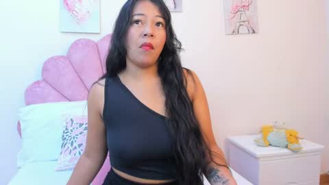 mila_adamss online show from July 6, 11:18 am