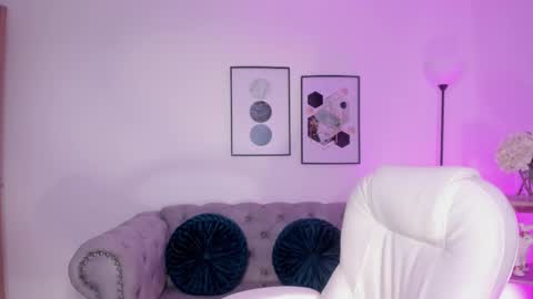 mila_blaze online show from November 2, 2:47 am