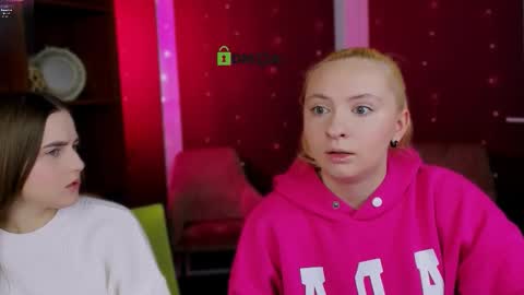 mila_glow online show from December 20, 6:53 am