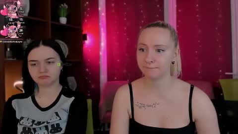 mila_glow online show from February 5, 6:40 am