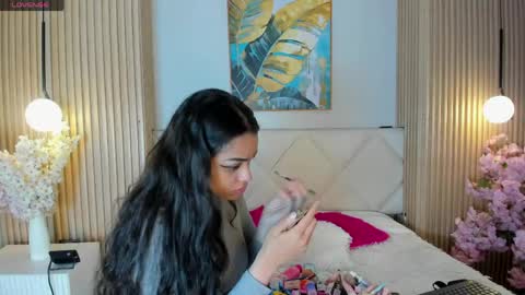 mila_hank online show from May 25, 12:44 pm