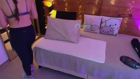 Snapshot of mila_kiitty chatting on September 10, 11:10 am Milena online show from September 10, 11:10 am
