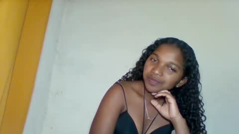 mila_lunah online show from April 12, 2:27 am