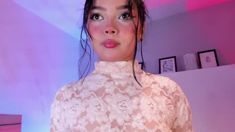 Snapshot of mila_shay chatting on January 25, 11:44 am Mila online show from January 25, 11:44 am