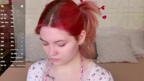 Lisa online show from April 2, 4:04 pm