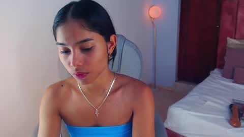 milaa_star online show from September 23, 4:04 am