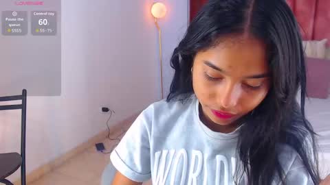 milaa_star online show from September 25, 4:05 am