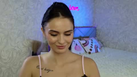 Snapshot of milaasweety chatting on July 16, 1:50 pm Mila online show from July 16, 1:50 pm