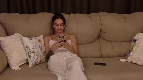 Snapshot of milaasweety chatting on July 28, 5:34 pm Mila online show from July 28, 5:34 pm