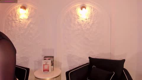 Mila online show from November 2, 11:07 pm