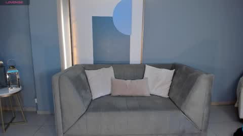 Mila online show from December 18, 2:39 am