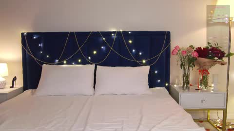 Snapshot of milademies chatting on February 20, 2:29 am Miss Cutie online show from February 20, 2:29 am