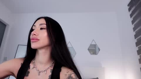 Mila       online show from May 30, 9:56 pm