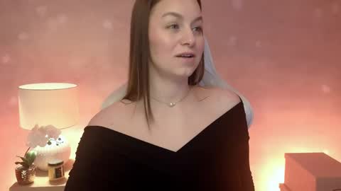 Mila Fleur online show from May 12, 2:14 pm