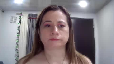 milagros_latin online show from November 2, 5:15 pm