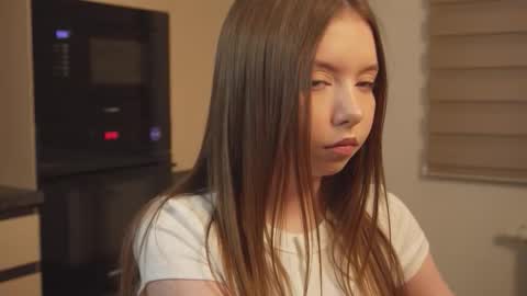 Mila online show from February 12, 1:06 pm