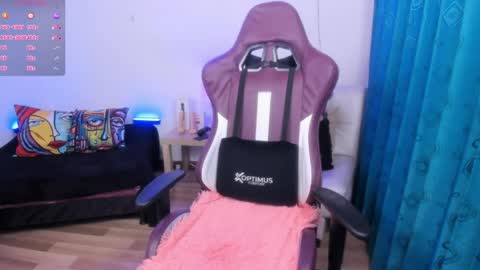 Lorena online show from March 29, 2:11 am