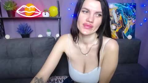 Snapshot of milaloona chatting on January 27, 1:30 pm Milaloona online show from January 27, 1:30 pm