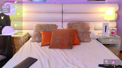 milan_sweetie online show from June 18, 8:46 pm