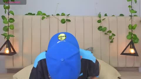 Snapshot of milan_zapata chatting on April 29, 8:07 am MILAN online show from April 29, 8:07 am
