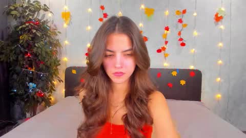 Snapshot of milana_crystal_ chatting on November 24, 8:03 am Milana online show from November 24, 8:03 am