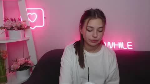 milanaangelas online show from January 28, 8:47 am