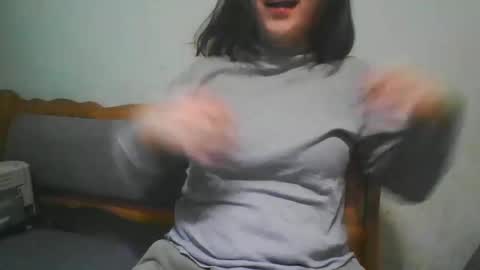 Snapshot of milanako chatting on February 18, 2:38 pm milanako online show from February 18, 2:38 pm