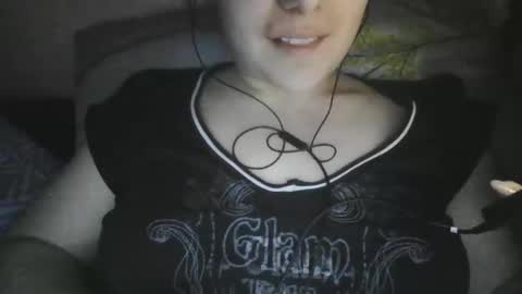 Snapshot of milanako chatting on February 27, 4:10 pm milanako online show from February 27, 4:10 pm