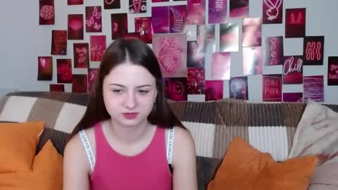 milanaroz online show from February 2, 6:15 am