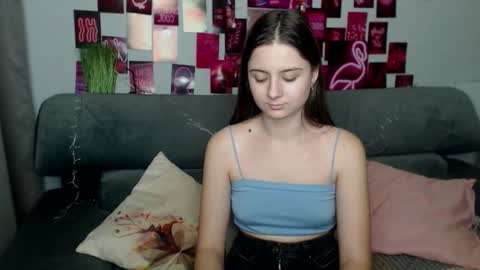 milanaroz online show from October 12, 5:12 pm