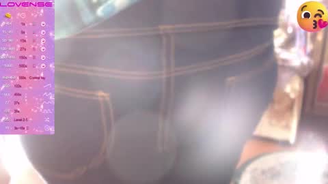 Snapshot of milanasvethoney chatting on October 12, 12:15 pm Luna-- link in bio online show from October 12, 12:15 pm