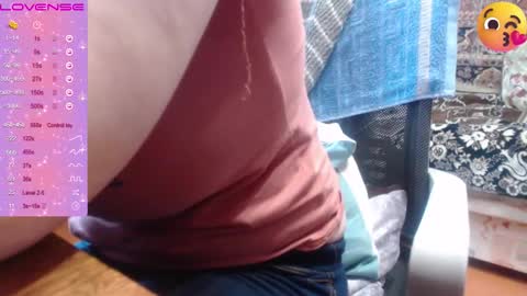 Snapshot of milanasvethoney chatting on October 17, 11:02 am Luna-- link in bio online show from October 17, 11:02 am