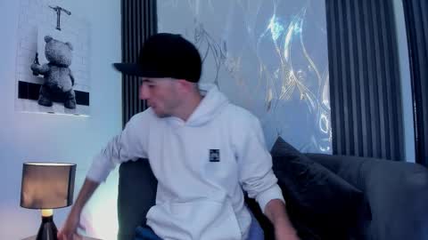 MILAN online show from February 21, 11:33 am