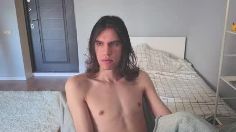 Mila online show from May 29, 5:38 am