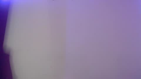 Snapshot of milawilliamss chatting on December 19, 9:28 pm Mila Williams online show from December 19, 9:28 pm
