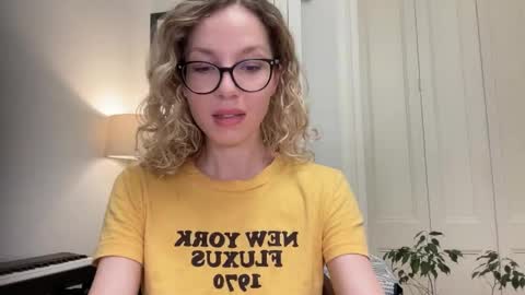Snapshot of milayah chatting on September 14, 3:00 pm Mila online show from September 14, 3:00 pm