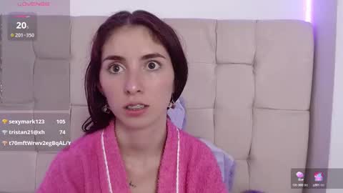 Ana online show from December 8, 11:19 pm