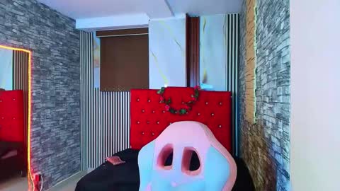 Ana online show from November 28, 9:28 pm