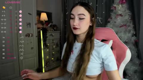 Mia online show from January 11, 9:25 am