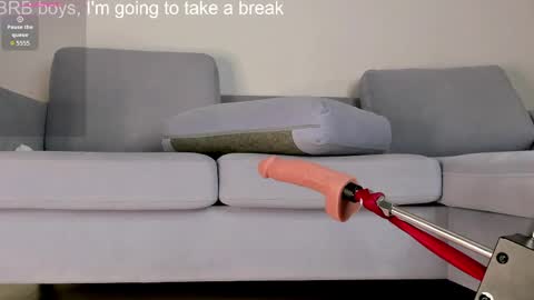 milenalin online show from April 18, 7:58 pm