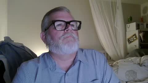 Miles Nash online show from September 28, 4:51 am