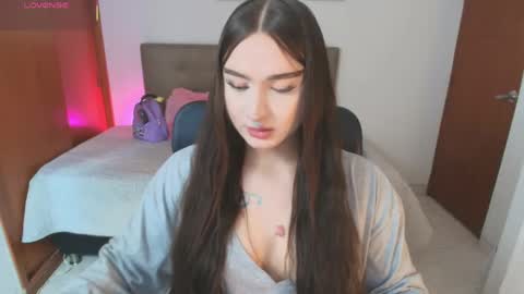 Miley online show from April 17, 1:36 pm